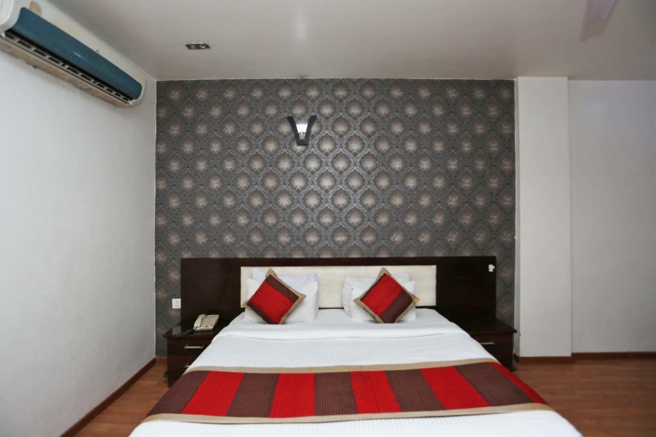 Hotel Palazzo Di Lara Ghaziabad Εξωτερικό φωτογραφία